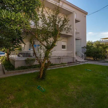 Apartment Terrace Kastela