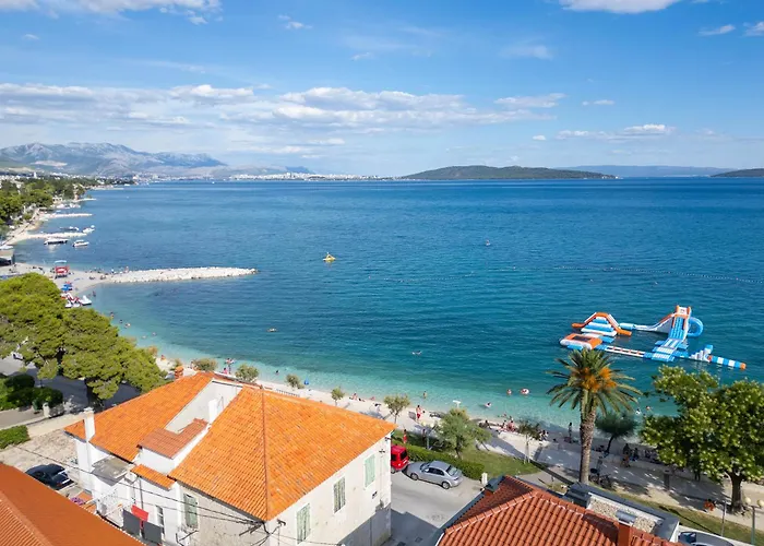 Terrace * Kastela
